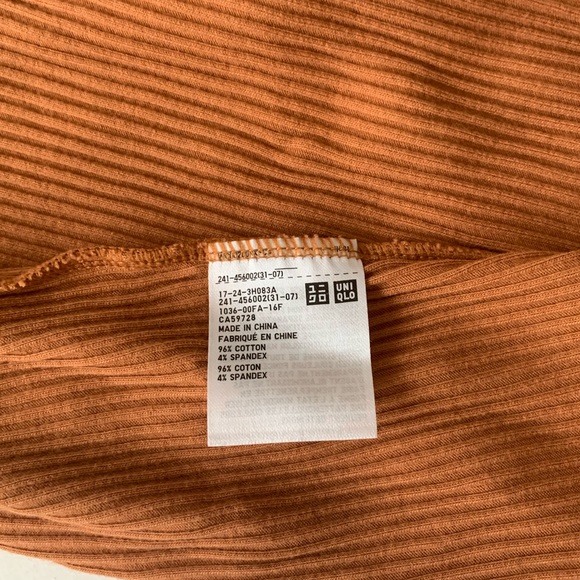 Uniqlo Ribbed Cropped Long Sleeve - Size S - Picture 4 of 4